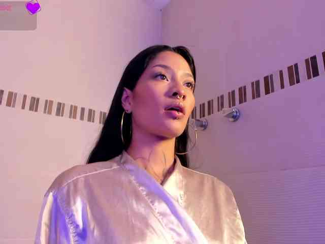 Niicole-Monet webcam