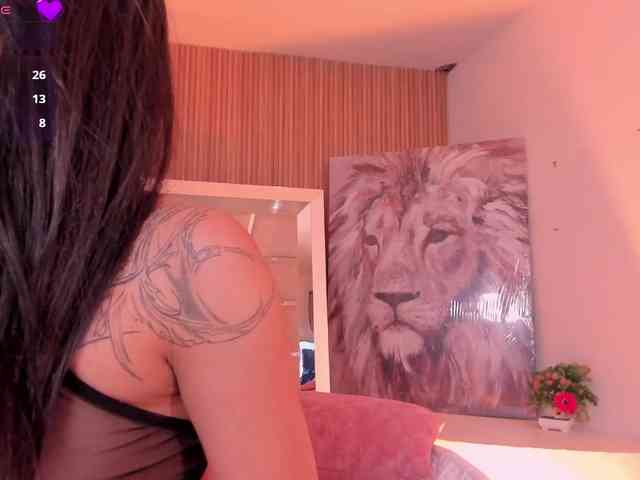 Niicole-Monet webcam