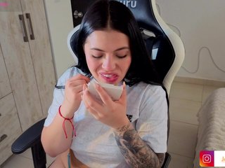 Victoryyy-y Porn Show