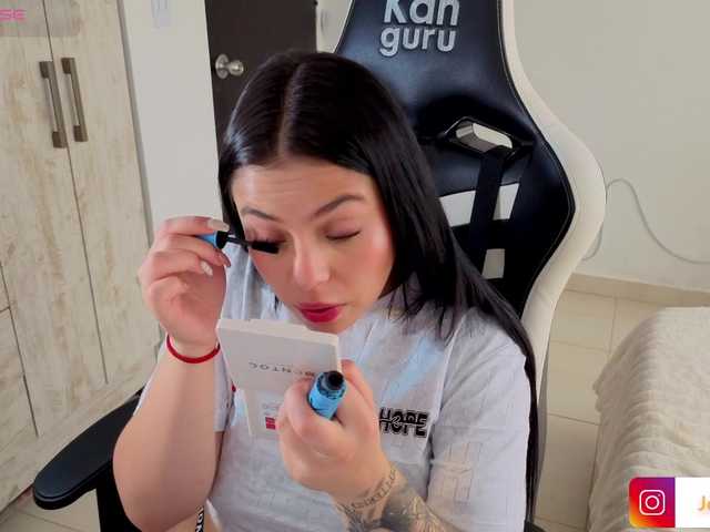 Victoryyy-y's BongaCams show and profile