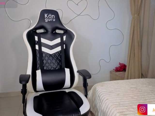 Victoryyy-y's BongaCams show and profile