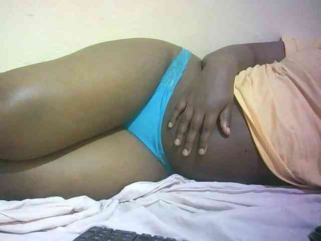 Hairy-ebony-couple webcam