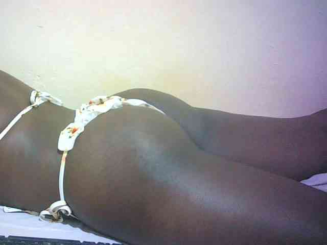 Hairy-ebony-couple webcam