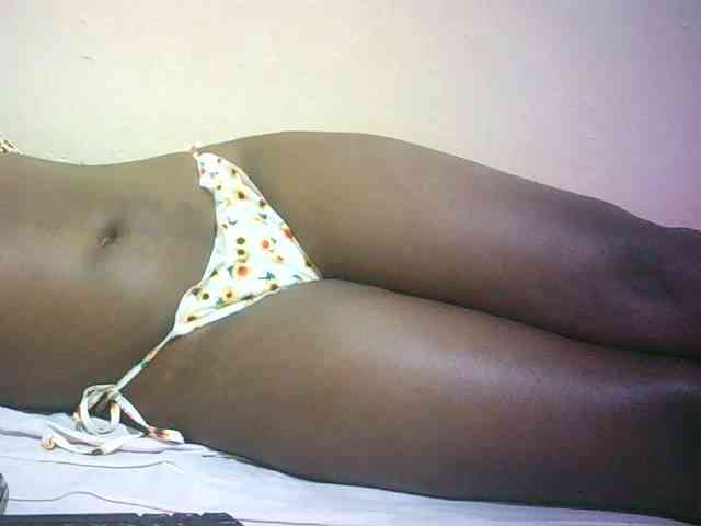 Hairy-ebony-couple webcam