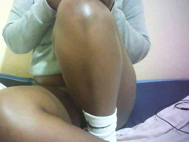 Hairy-ebony-couple webcam