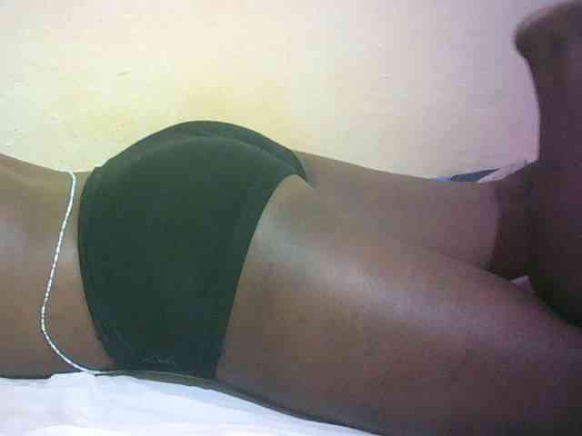 Hairy-ebony-couple webcam