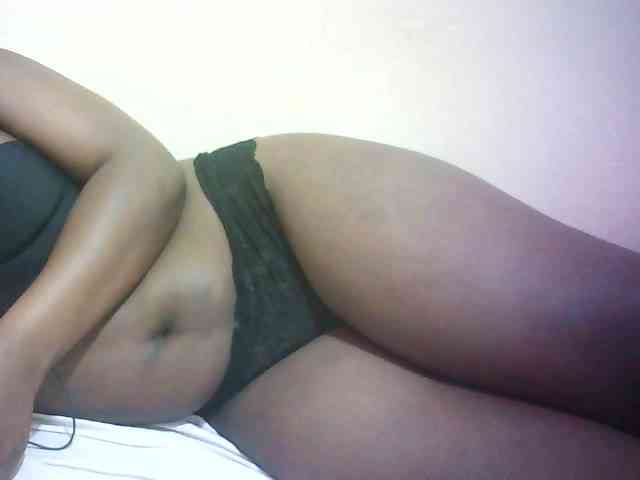 Hairy-ebony-couple webcam