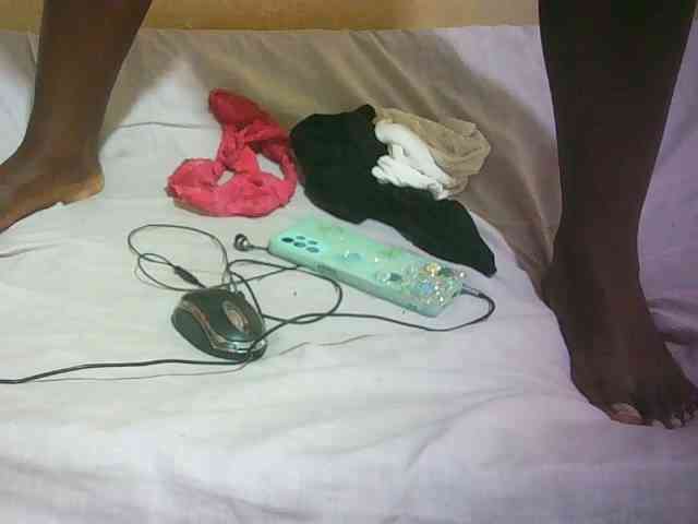 Hairy-ebony-couple webcam