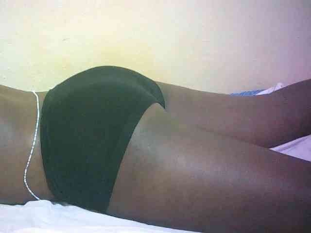 Hairy-ebony-couple webcam