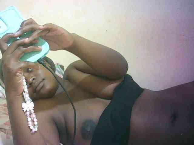 Hairy-ebony-couple webcam