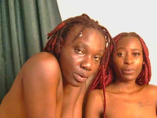 Sweetbree Live Webcam on BongaCams