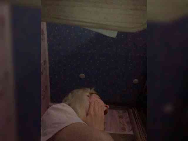 Anastasia7072 webcam