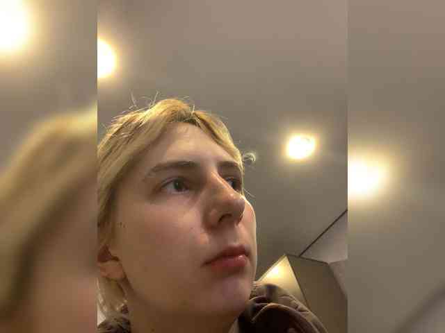 Anastasia7072 webcam