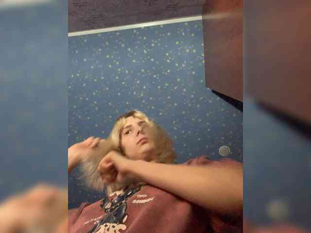 Anastasia7072 webcam