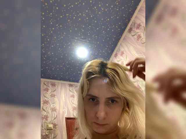 Anastasia7072 webcam