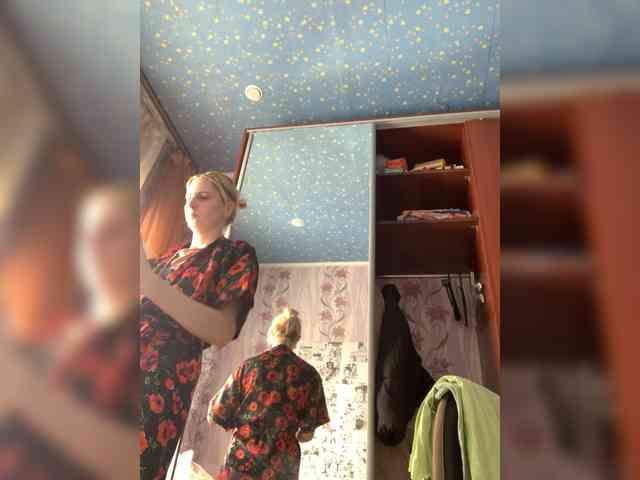 Anastasia7072 webcam