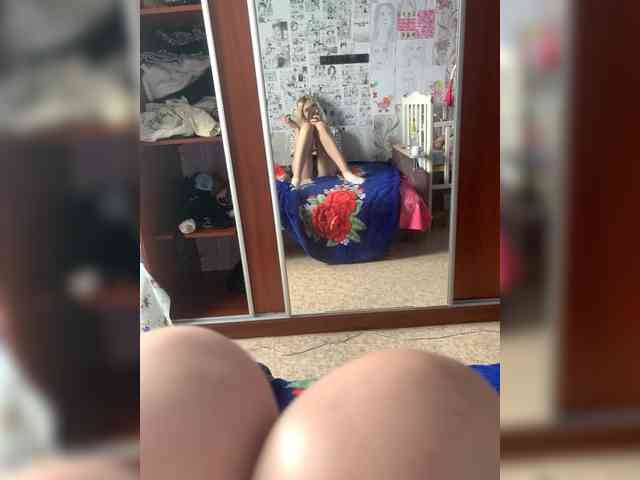 Anastasia7072 webcam