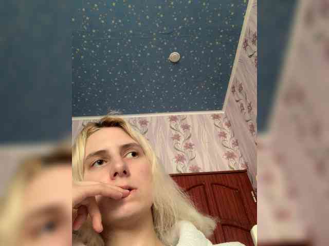 Anastasia7072 webcam