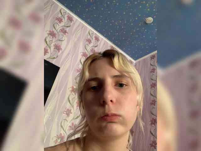 Anastasia7072 webcam