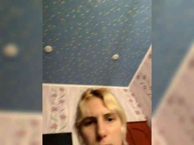 Anastasia7072 webcam