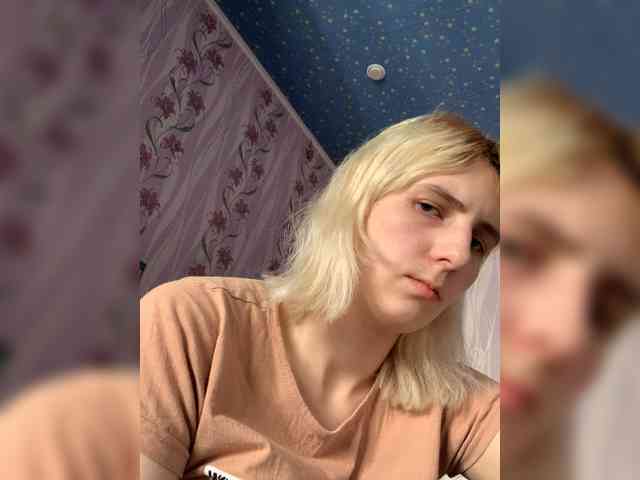 Anastasia7072 webcam