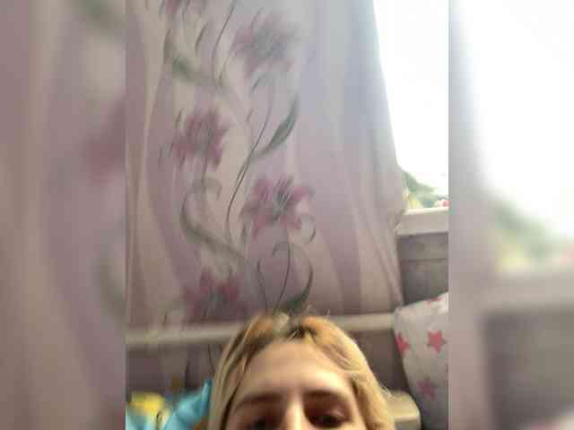 Anastasia7072 webcam