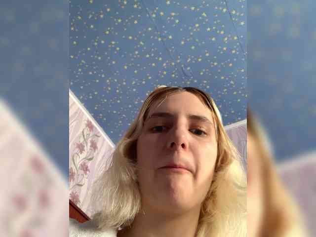 Anastasia7072 webcam