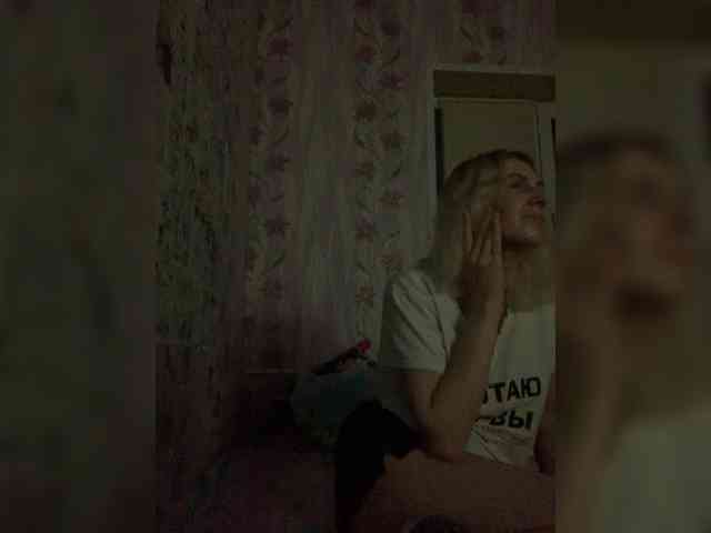 Anastasia7072 webcam