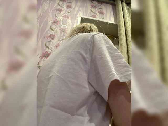 Anastasia7072 webcam