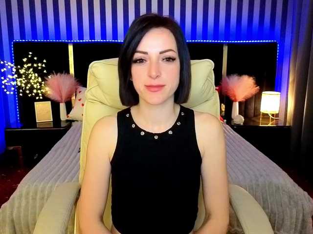 DalorasLin's BongaCams show and profile