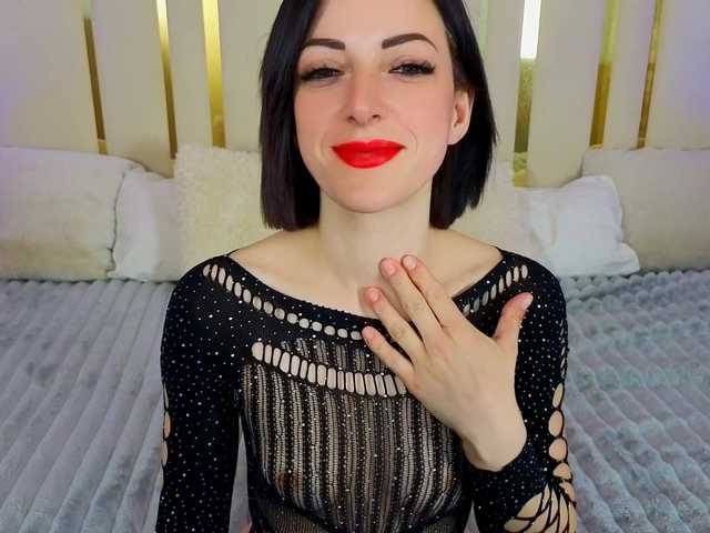 DalorasLin's BongaCams show and profile