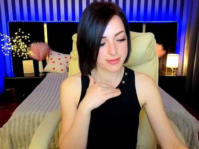 DalorasLin's BongaCams show and profile