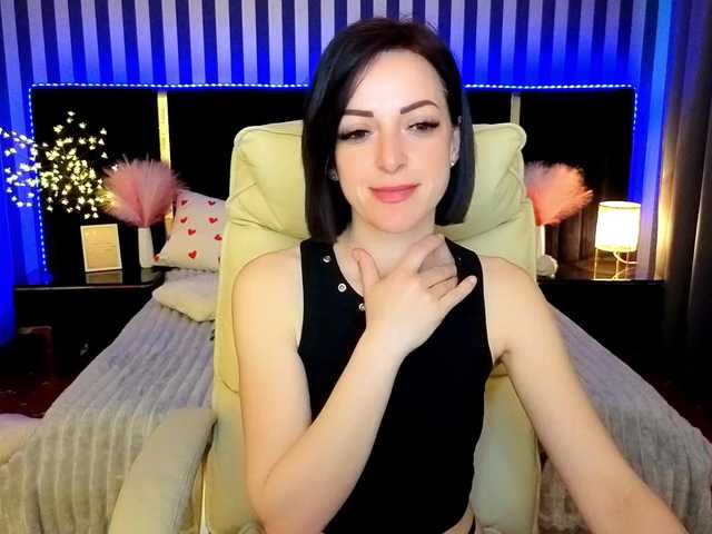 DalorasLin's BongaCams show and profile