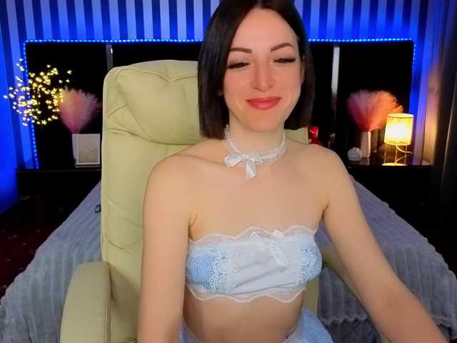 DalorasLin's BongaCams show and profile