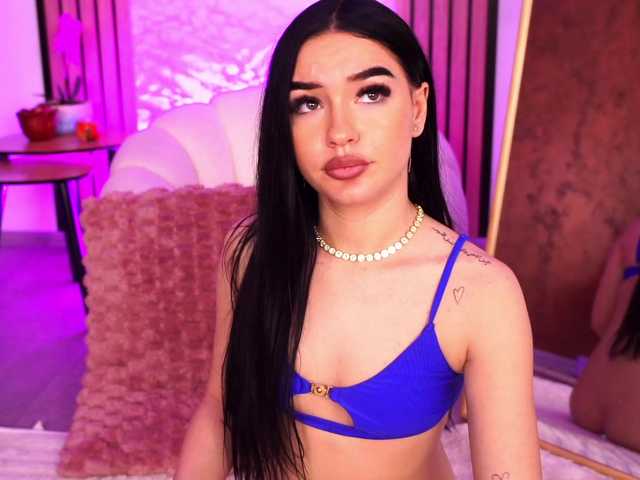 SashaLorrenz's BongaCams show and profile