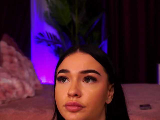 SashaLorrenz's BongaCams show and profile