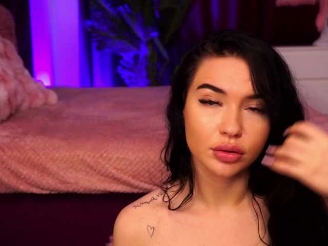 SashaLorrenz's BongaCams show and profile