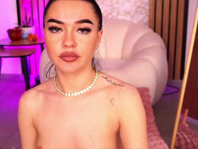 SashaLorrenz's BongaCams show and profile