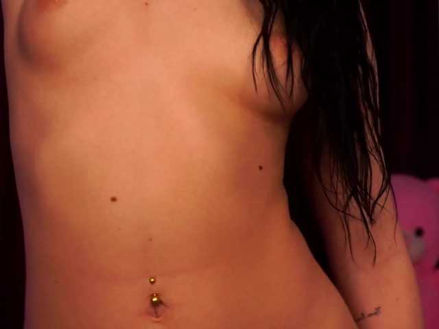 SashaLorrenz's BongaCams show and profile