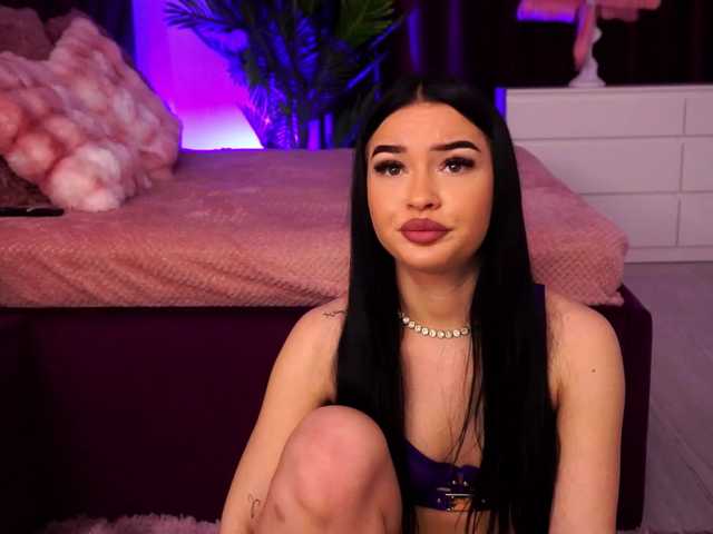 SashaLorrenz's BongaCams show and profile