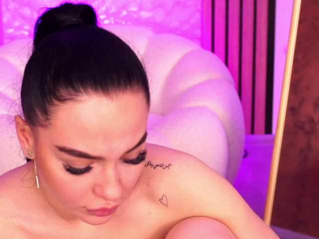 SashaLorrenz's BongaCams show and profile