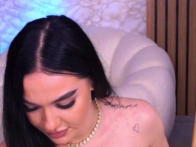 SashaLorrenz's BongaCams show and profile