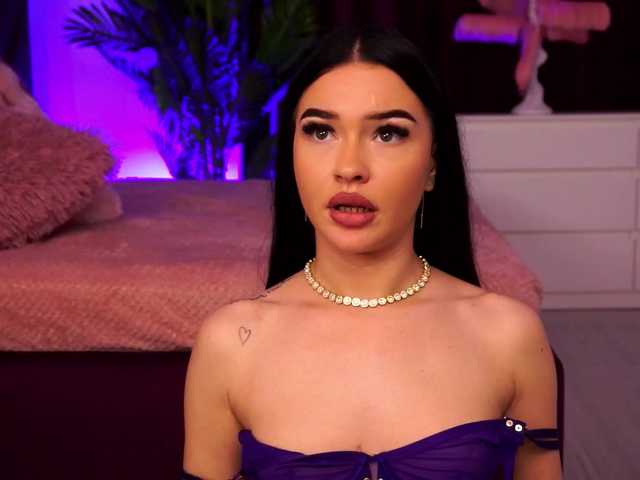 SashaLorrenz's BongaCams show and profile