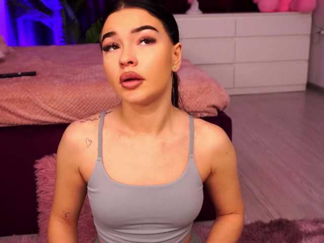 SashaLorrenz's BongaCams show and profile
