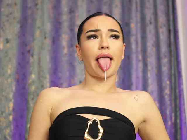 SashaLorrenz Live Webcam on BongaCams