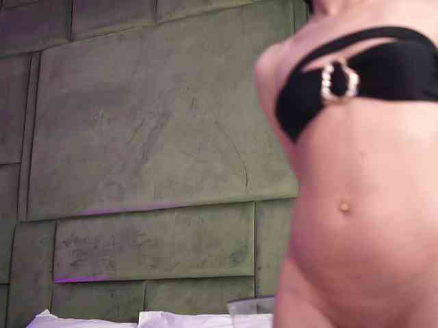 SashaLorrenz Live Webcam on BongaCams