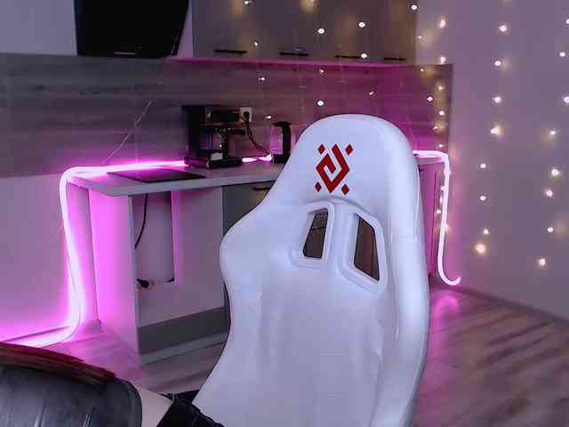 miaharrington webcam