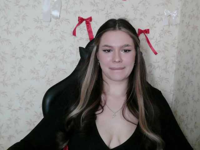 MarinaTownes's BongaCams show and profile