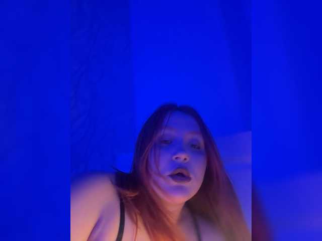 luna-com's BongaCams show and profile