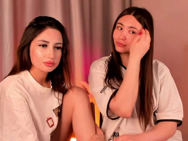 twomoonss from BongaCams is Freechat